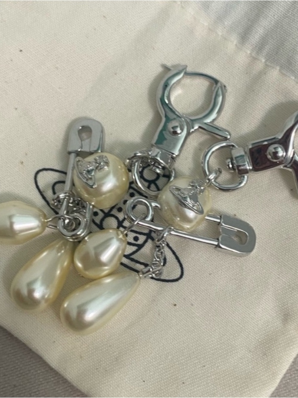 Vivienne Westwood earrings - Picture 4 of 6